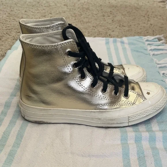 GOLD Converse RARE Metallic High Top Sneakers with Black Laces - Picture 3 of 9